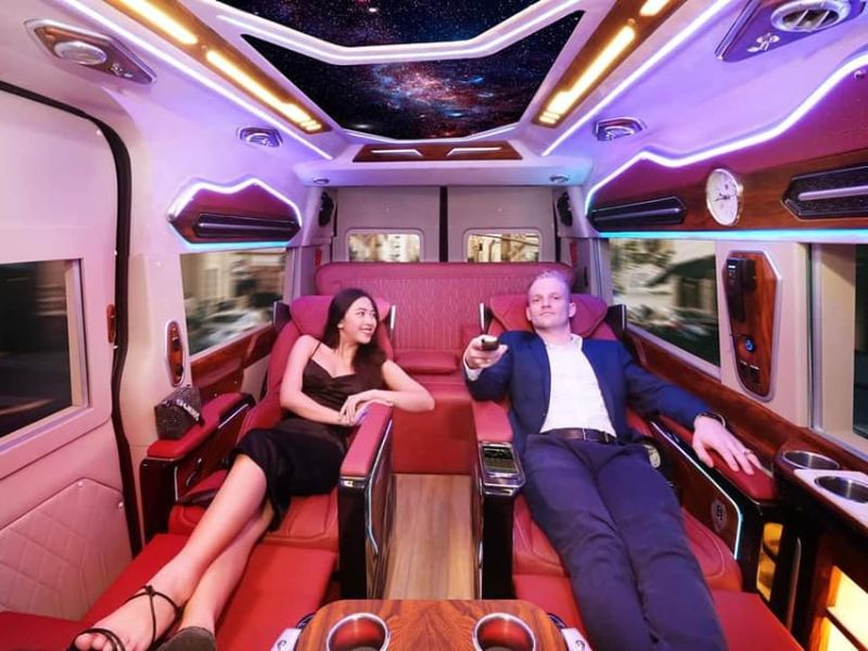 Xe Limousine Hà Nội Sapa Ghế ngồi cao cấp có trên xe limousine đi Sapa từ Hà Nội