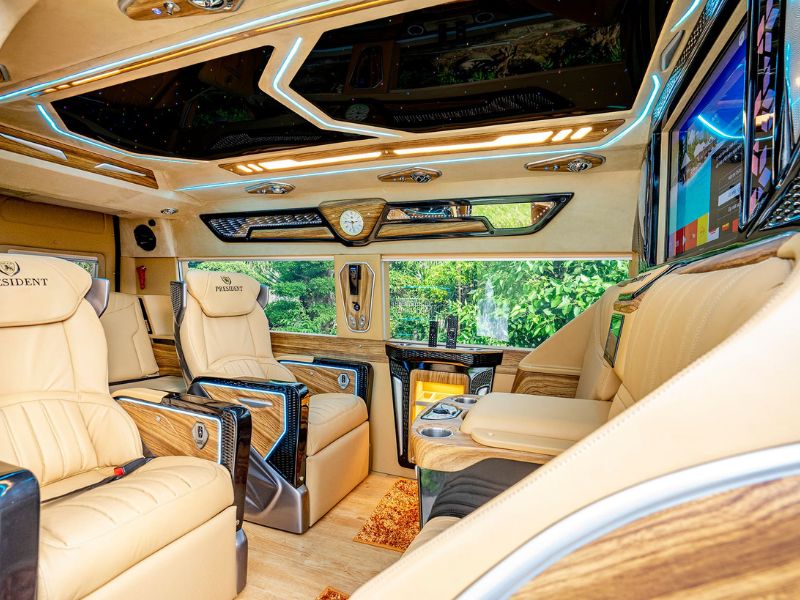 Xe Limousine Đi Bình Phước Dòng xe limousine từ chất lượng cao đi Bình Phước
