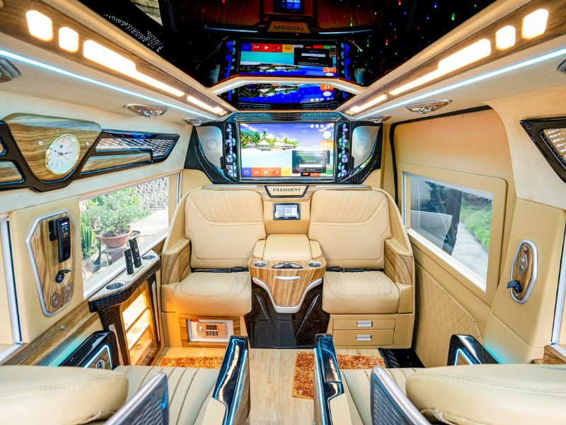 Xe Limousine Đi Bình Phước Dòng xe limousine từ chất lượng cao đi Bình Phước